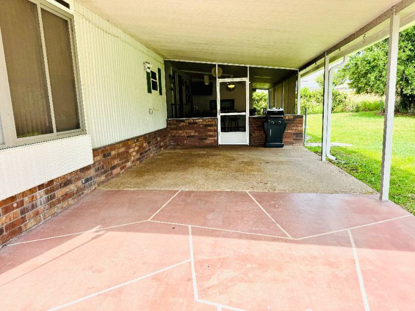 112 Sargasso Lane a Winter Haven, FL Mobile or Manufactured Home for Sale